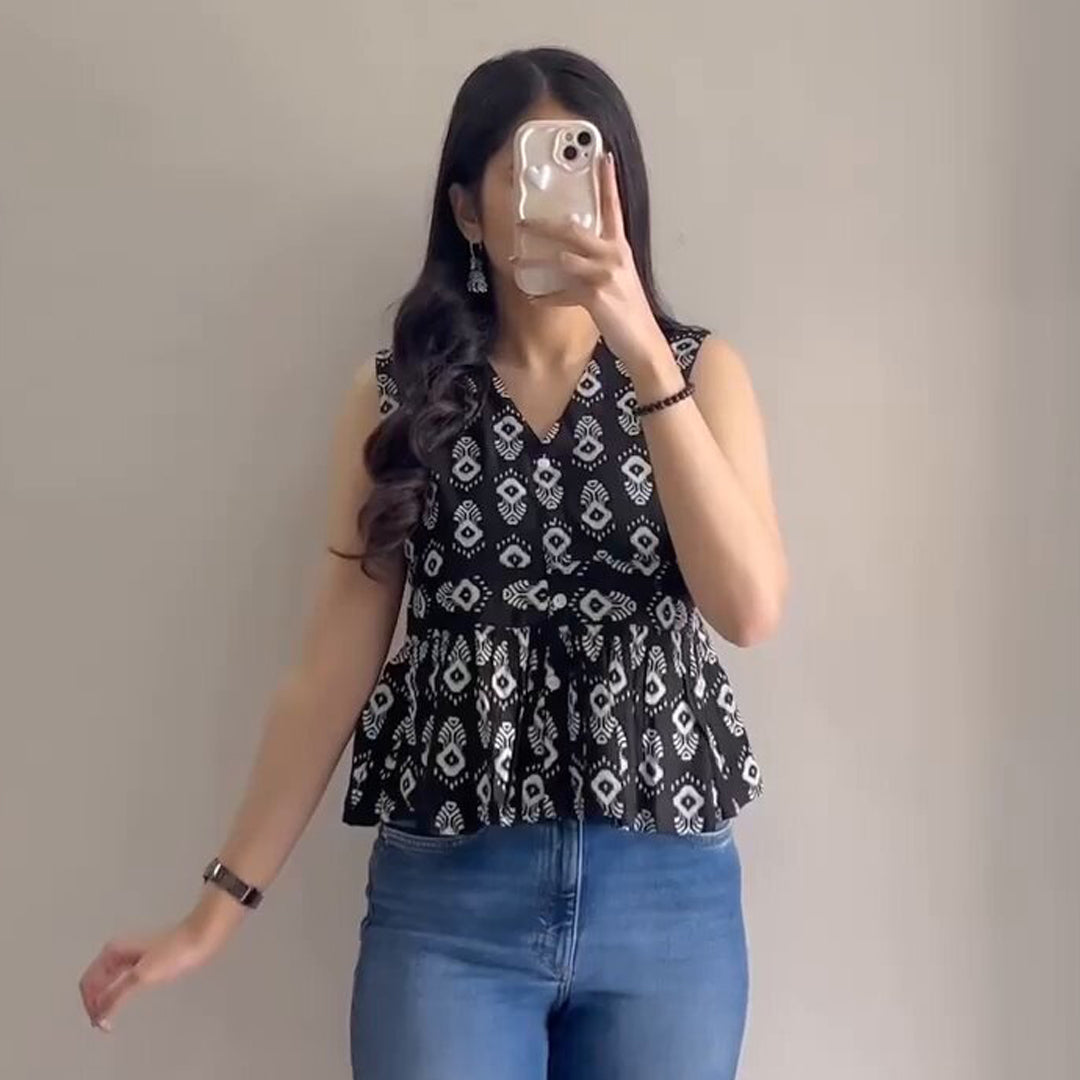 New Black And White Printed Cotton Short Kurti