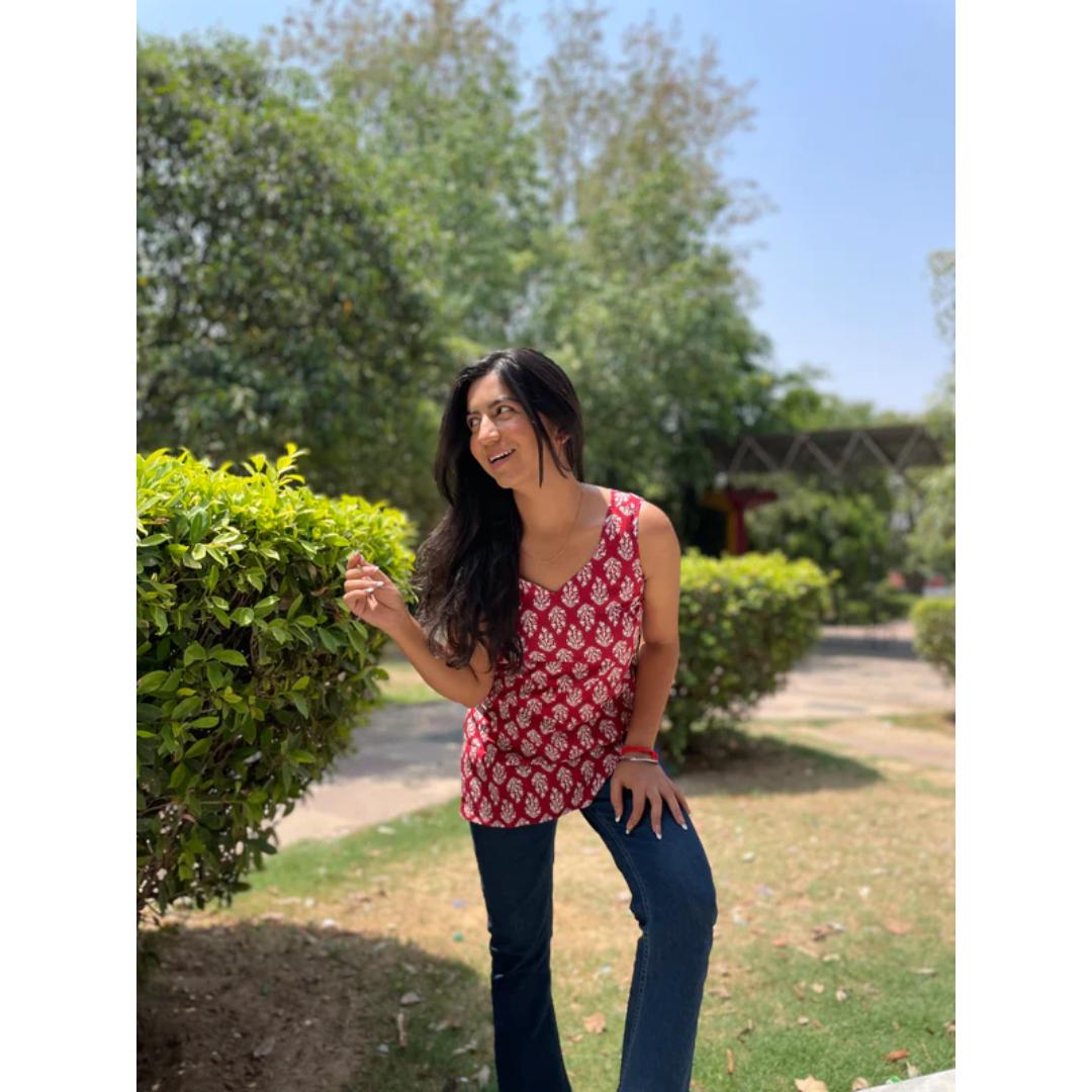 Pink And White Sleeveless Cotton Short Kurti