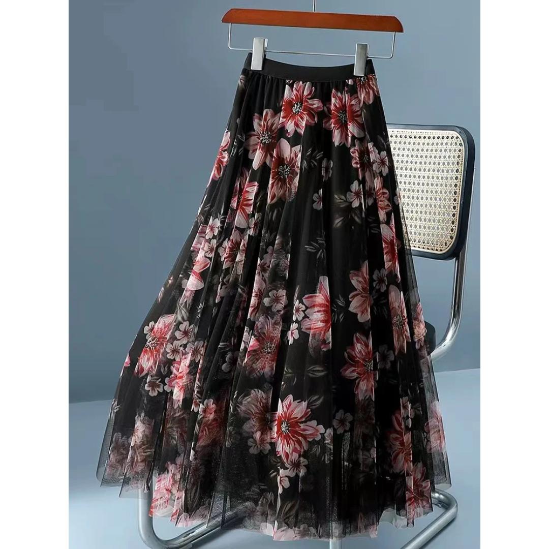 Black And Red Floral Printed Skirt